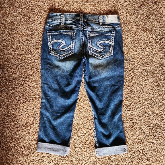 Silver Suki Fluid Mid Capri Jeans Denim Dark Blue Stone Wash - Picture 3 of 7